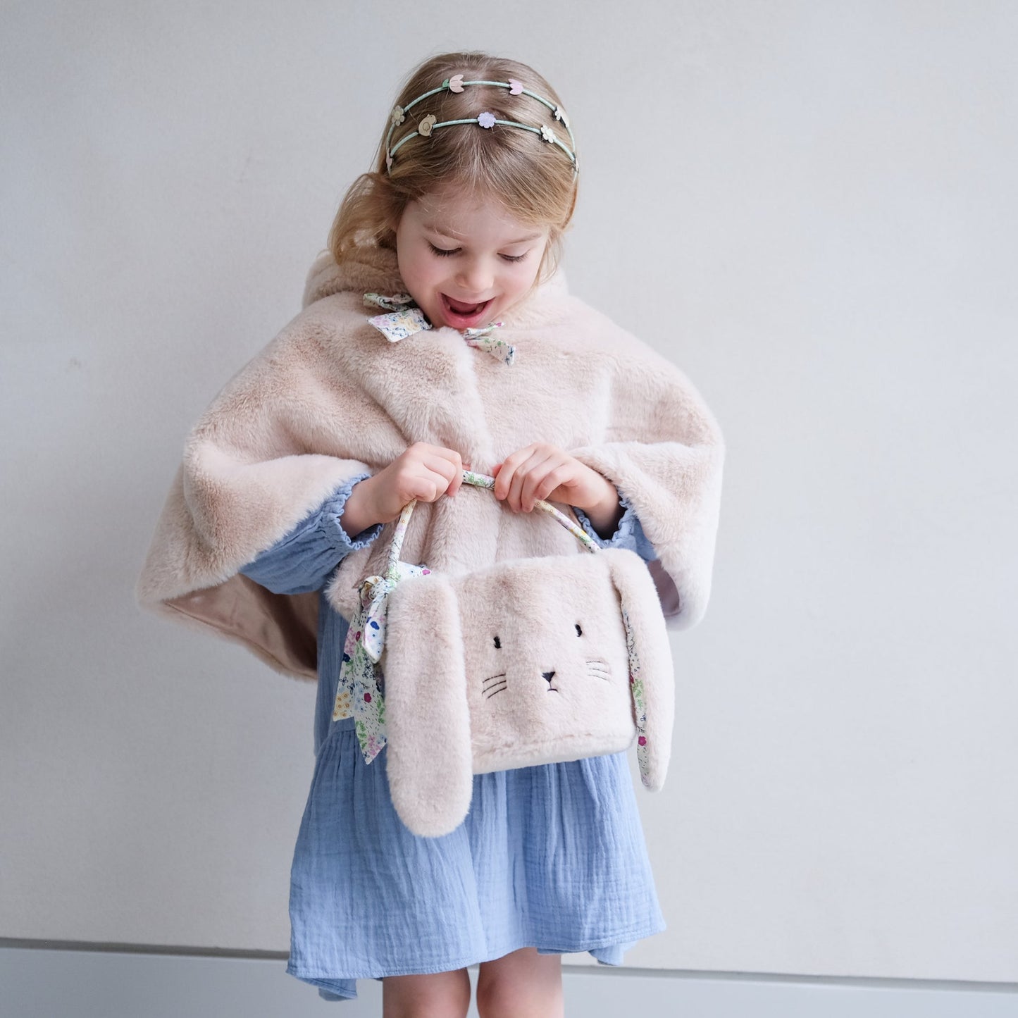 Mimi & Lula Fluffy Easter Basket BEIGE