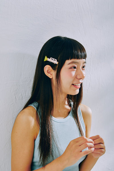 YUJIE Car with head light on hair clip - pink