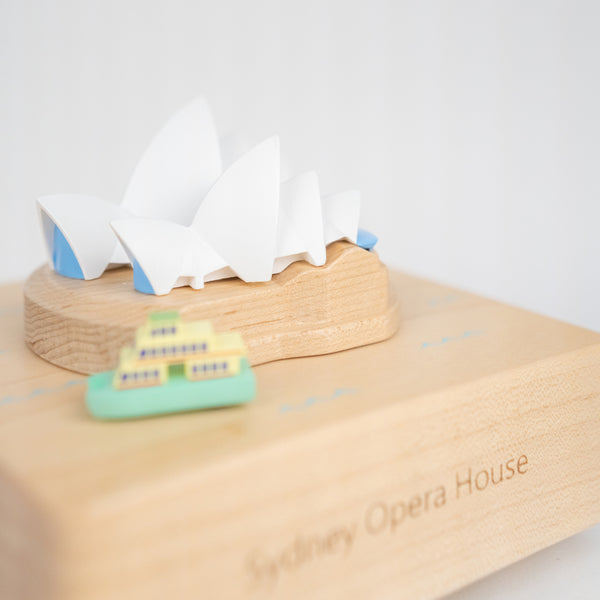 Wonderful Life Sydney Opera House - City Wooden Music Box (Canon in D)