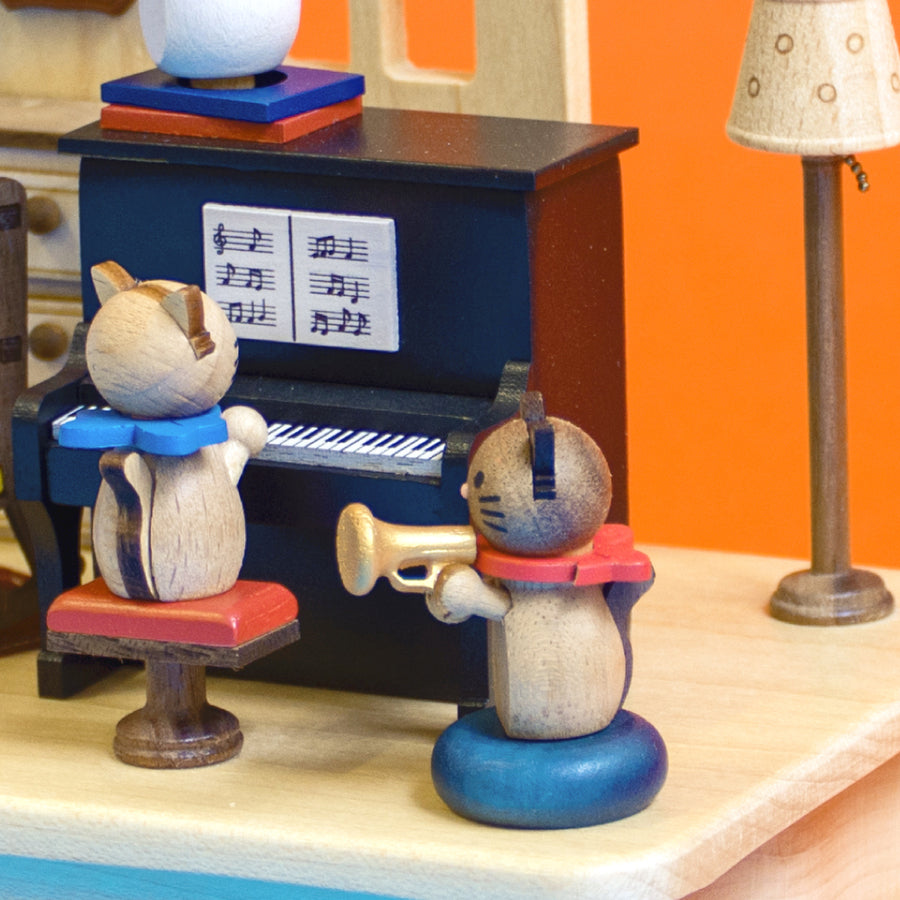 Wooderful Life Cat Play Piano - Swaying Music Box