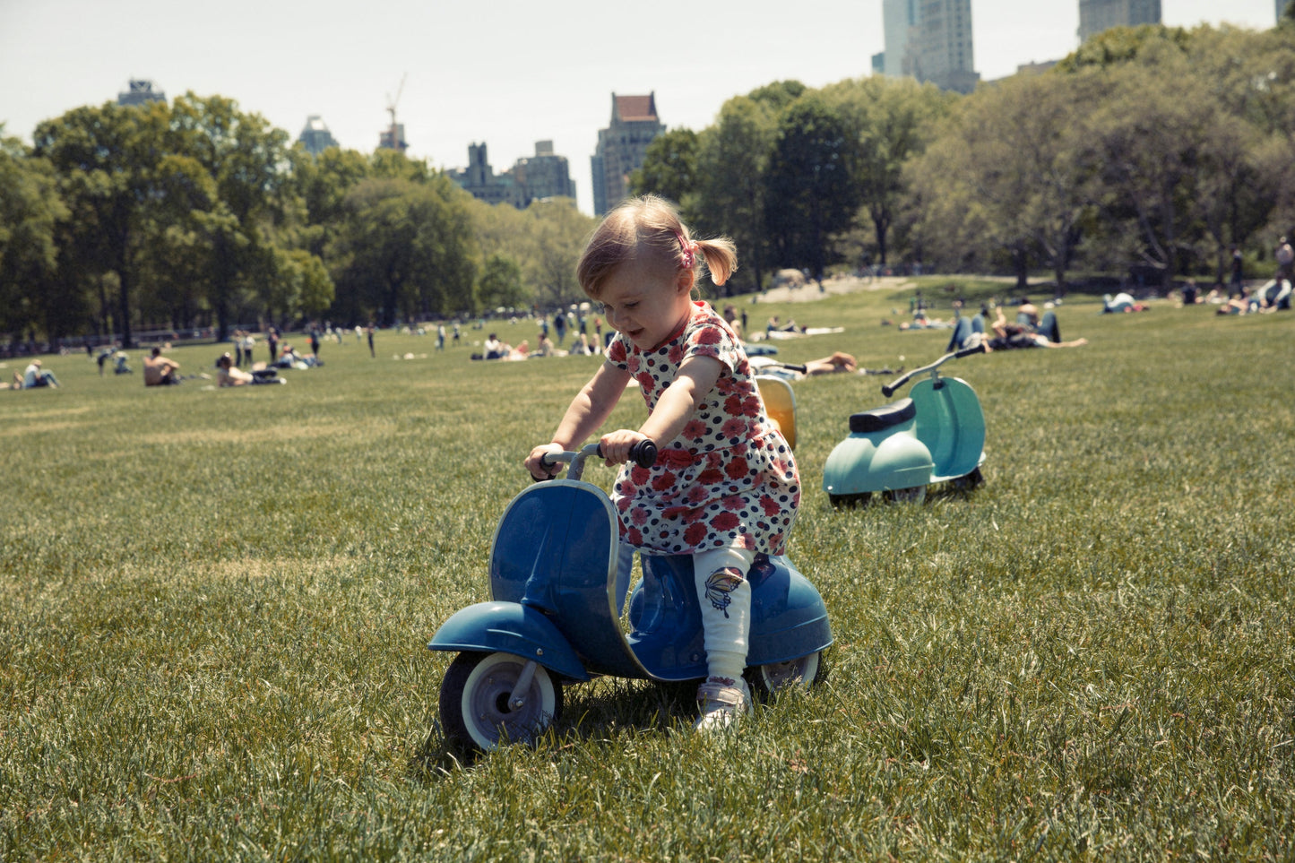 Ambosstoys PRIMO Ride On Kids Toy Classic (Blue)