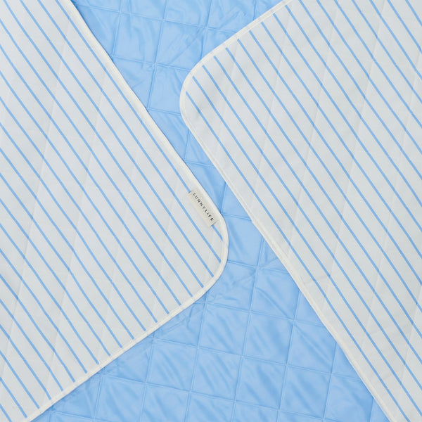 SUNNYLIFE Beach and Picnic Blanket Le Weekend Mid Blue-Cream