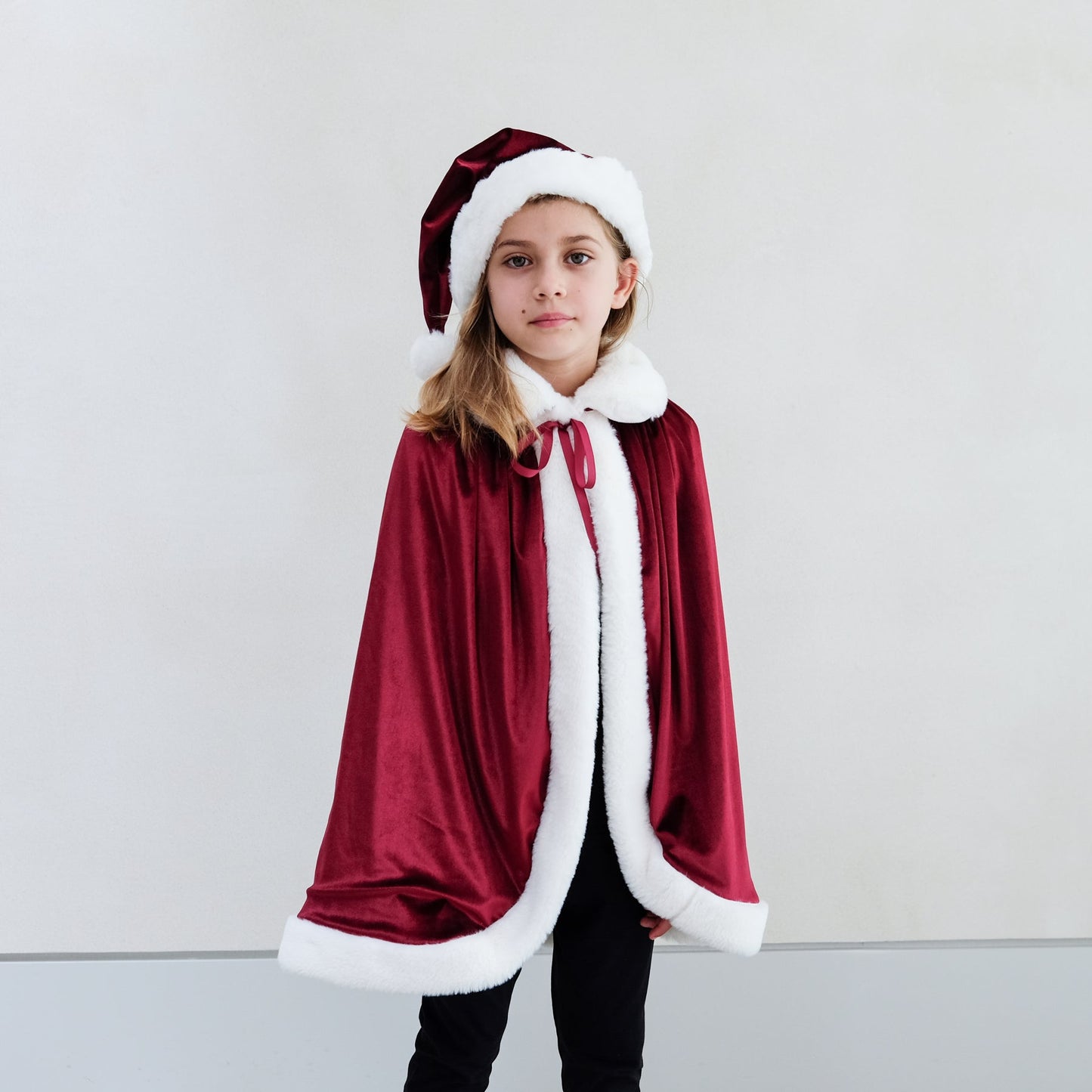 Mimi & Lula Santa Cape Red