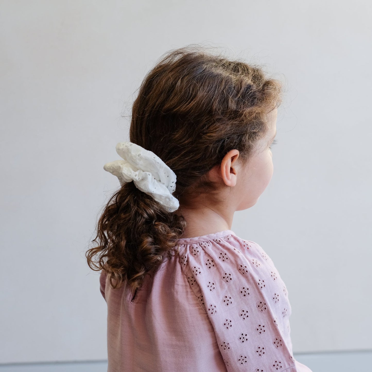 Mimi & Lula Broderie Scrunchie WHITE