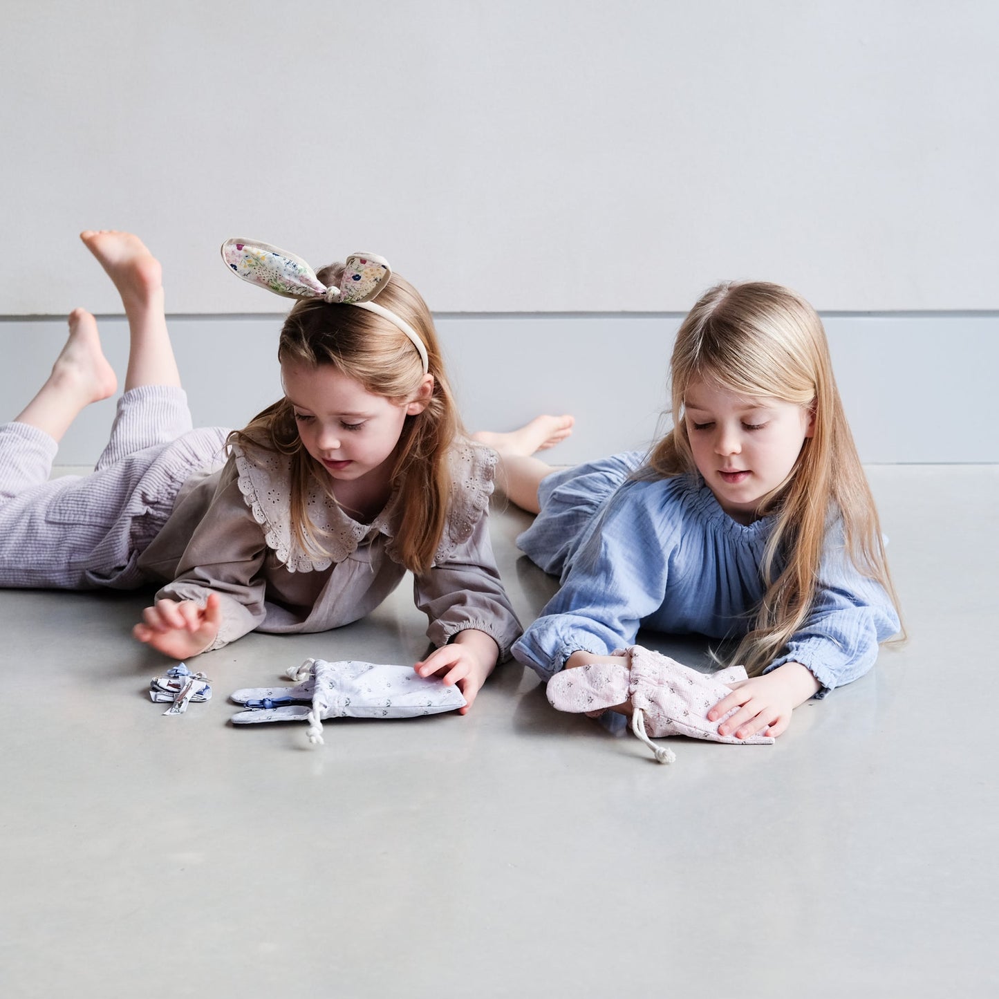 Mimi & Lula Easter pouch - blue