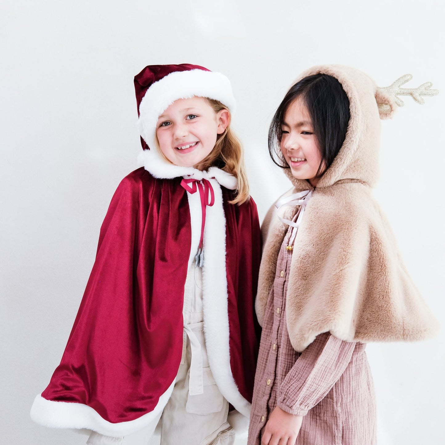 Mimi & Lula Santa Cape Red