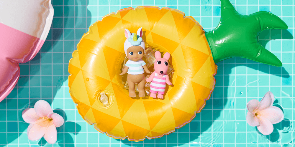 Sonny Angel Summer Vacation Series: Sun Kissed Style