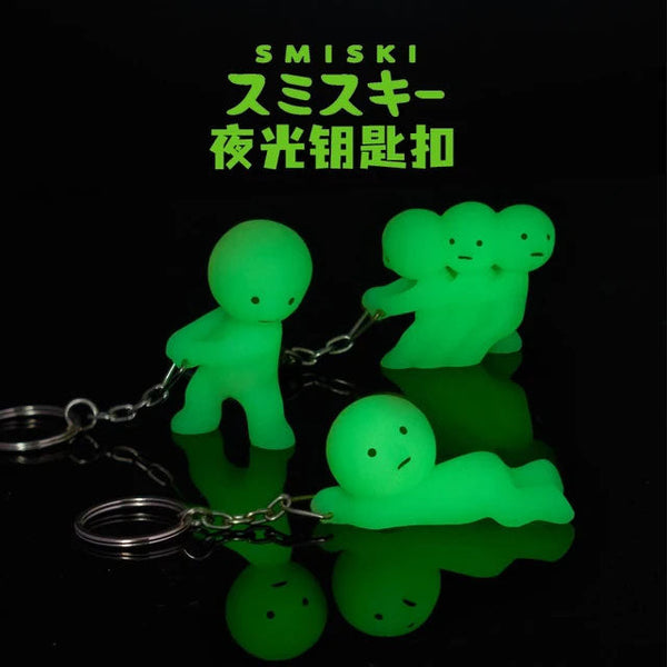 Smiski Keychain - Pulling the key