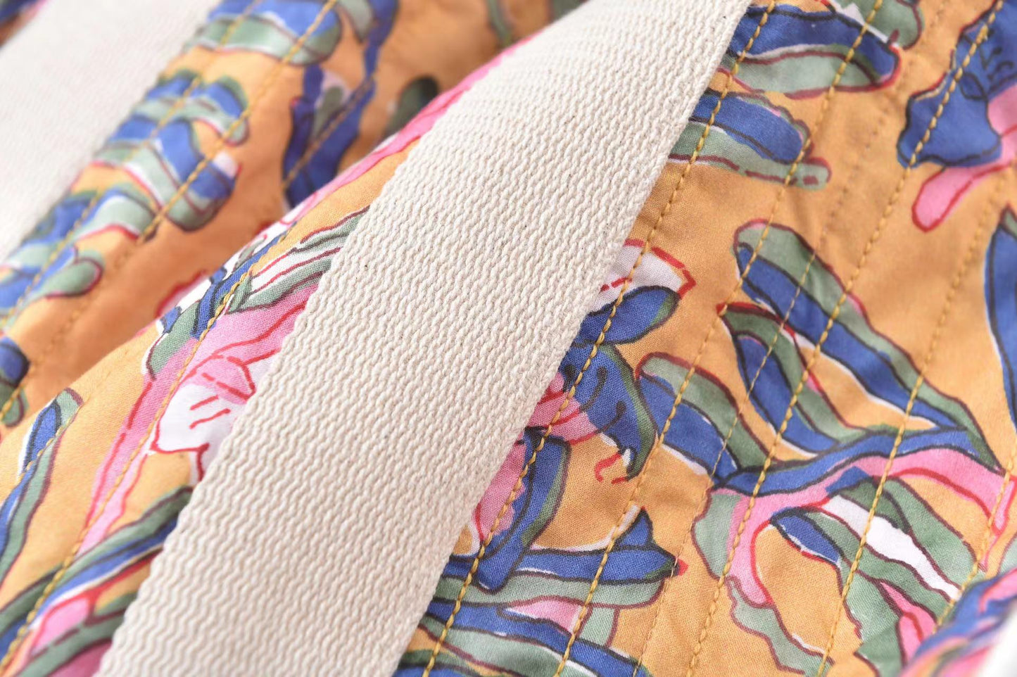 LOUISE MISHA Lilio 36hours Bag  Honey Flower