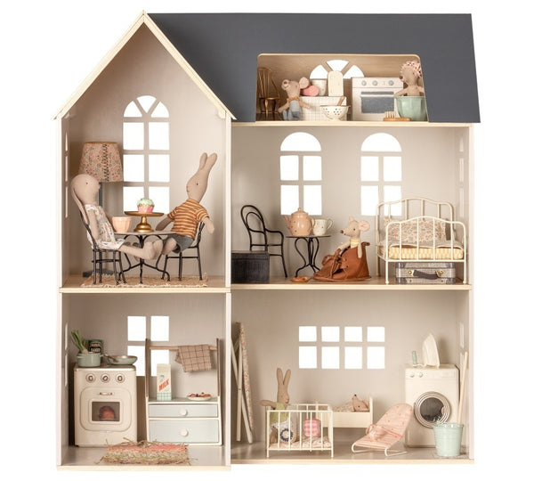 MAILEG Doll House (comes empty)