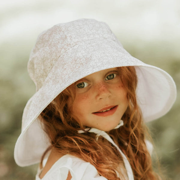 BEDHEAD HATS 'Sightseer' Girls Wide-Brimmed Sun Bonnet -Willow / Blanc
