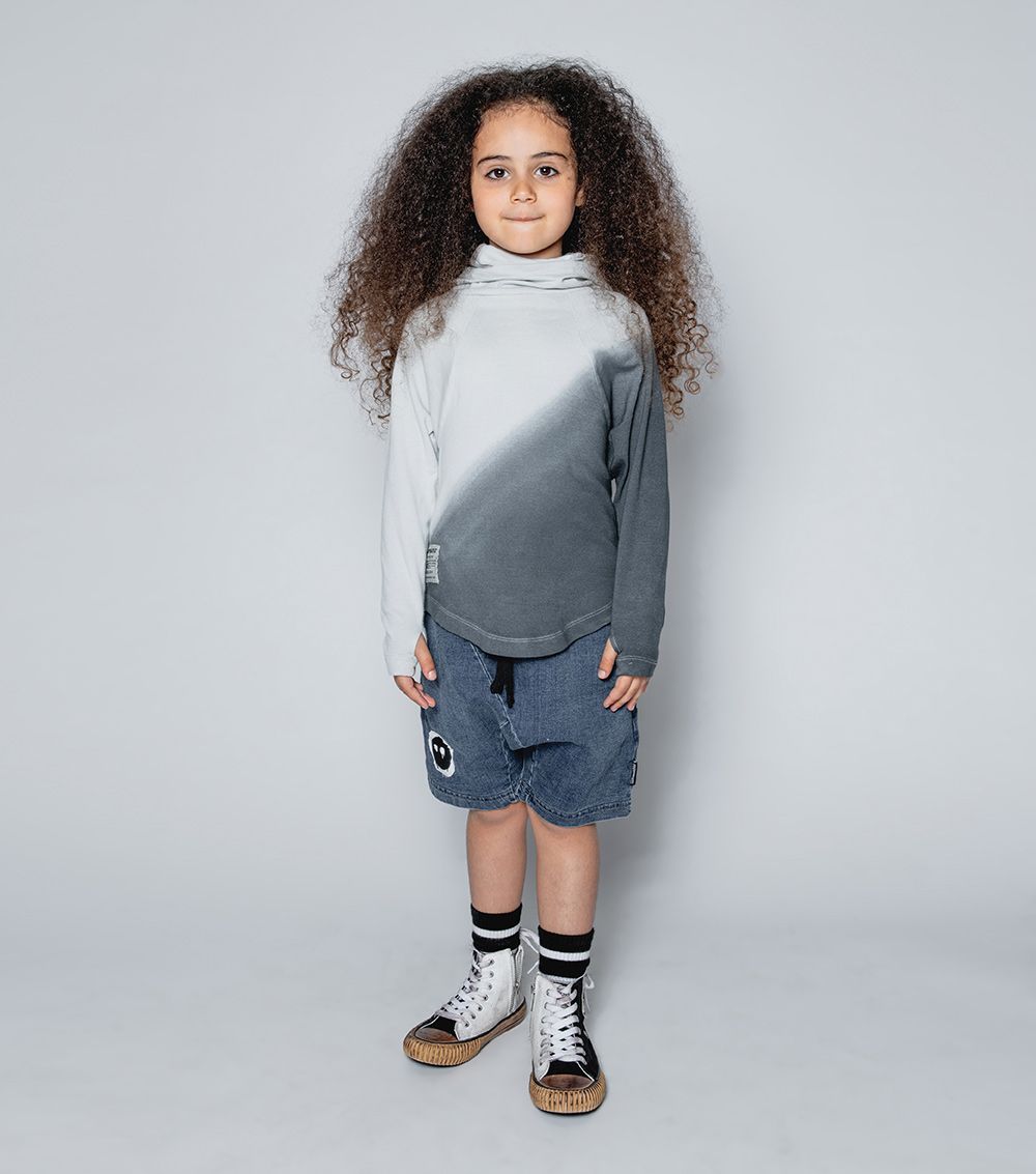 NUNUNU gradient ninja shirt