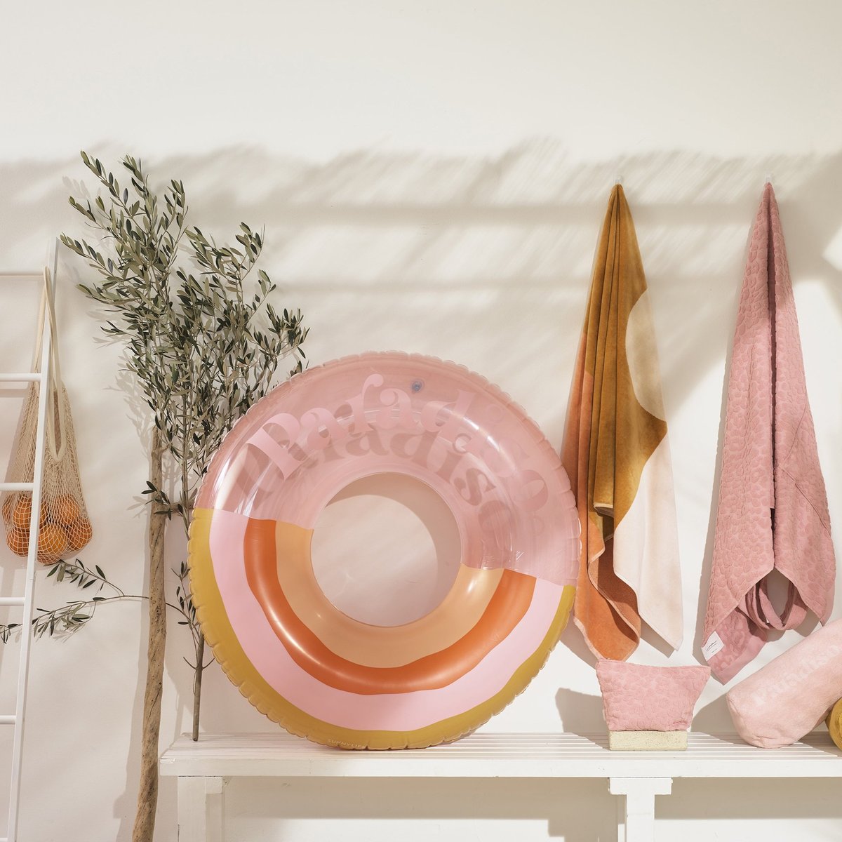 SUNNYLIFE Pool Ring In Bloom