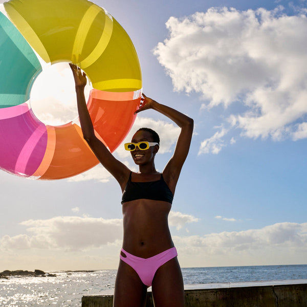 SUNNYLIFE Pool Ring Rainbow Gloss