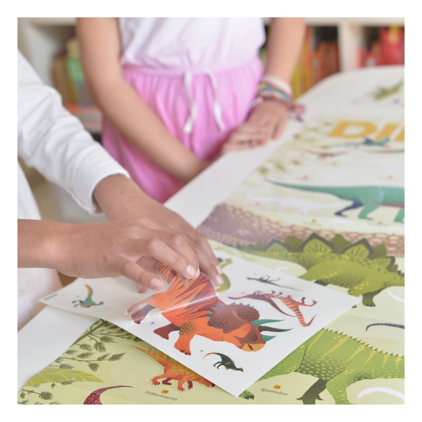 Poppik Discovery Dinosaurs